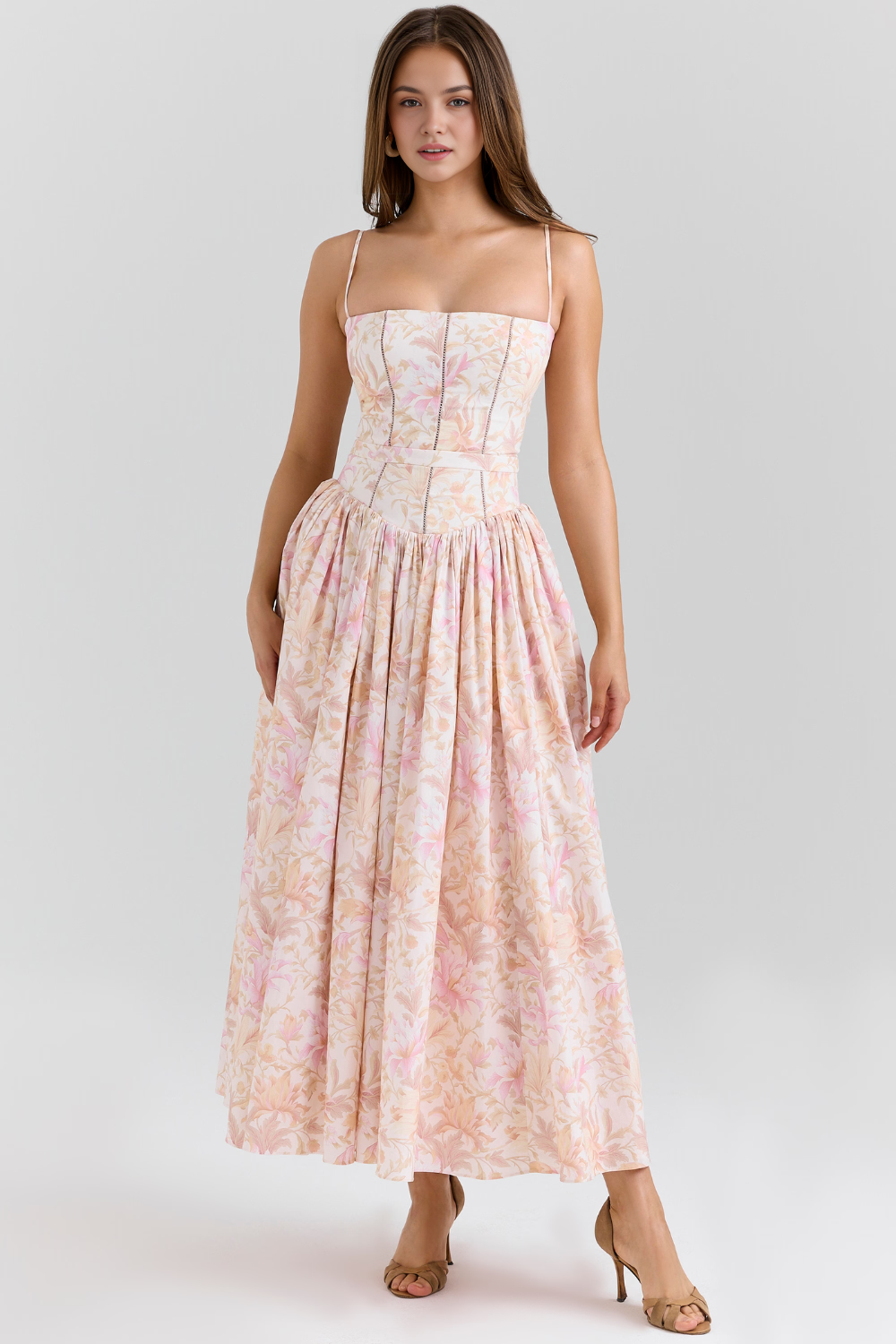 Robe gainante Stella
