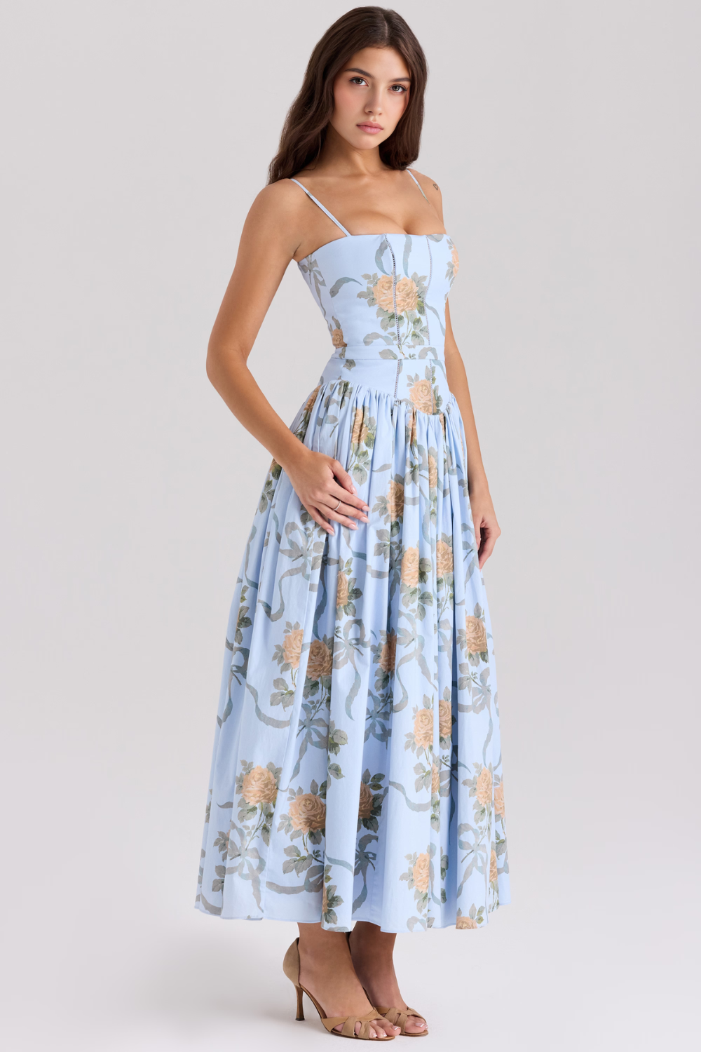 Robe gainante Stella