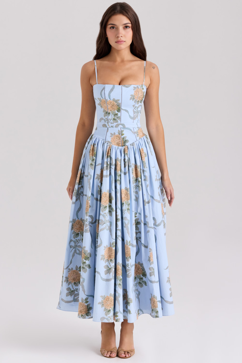 Robe gainante Stella